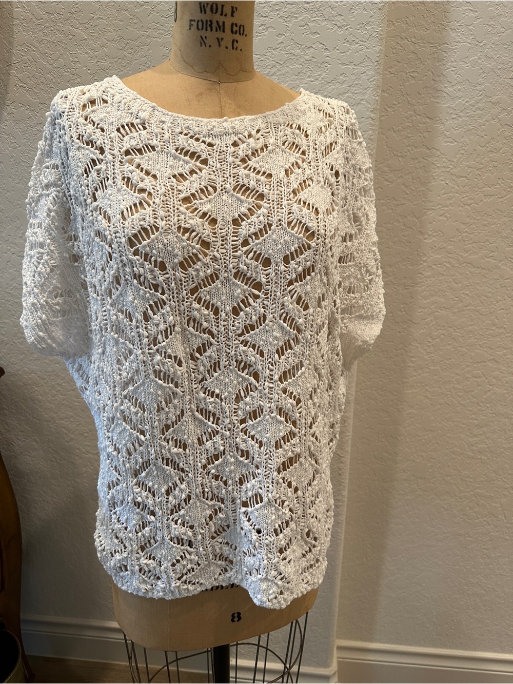 J. Jill White Crochet Knit Short Sleeve Scoop Neck Cotton sweater
